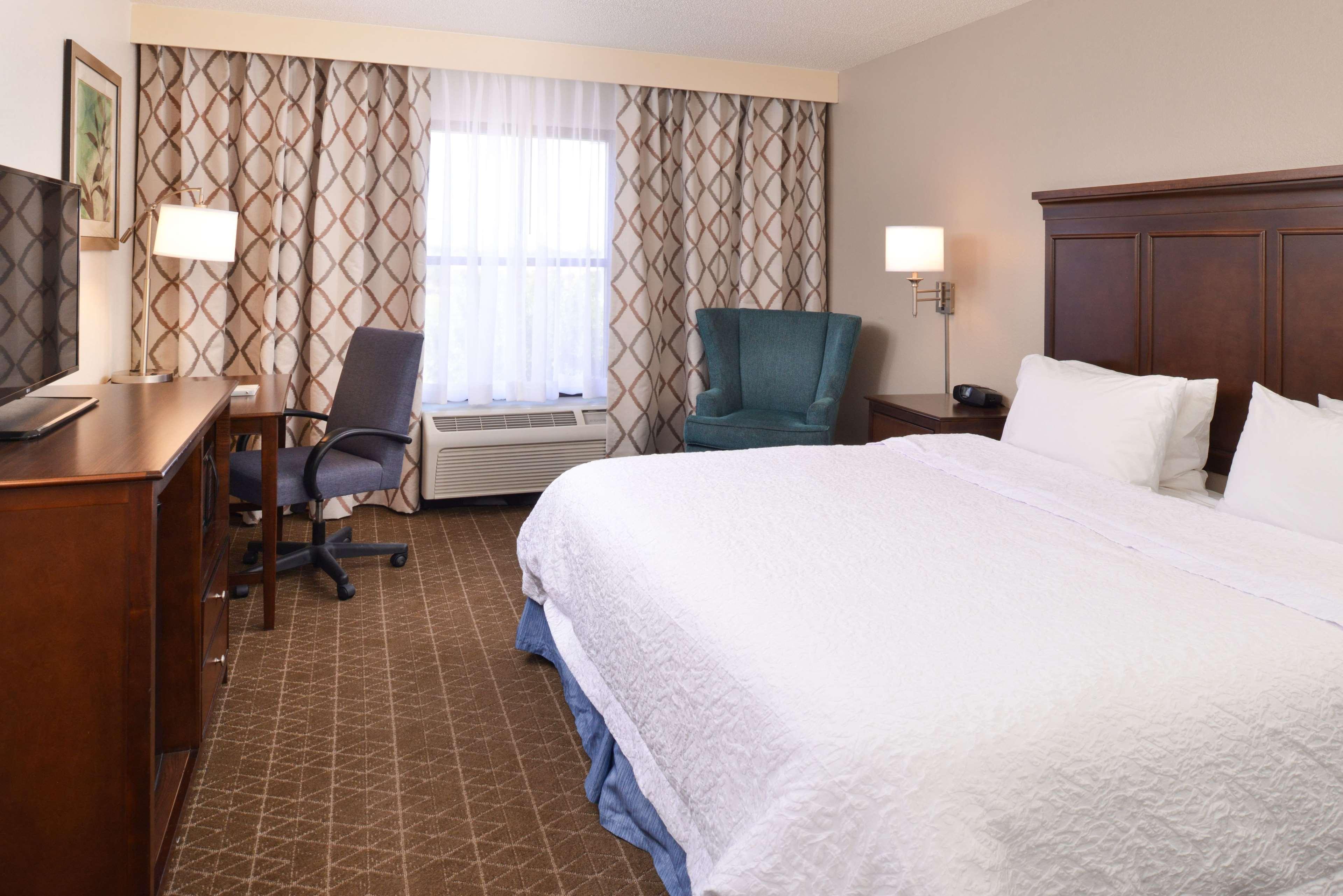 Hampton Inn & Suites Pueblo-Southgate Exteriör bild