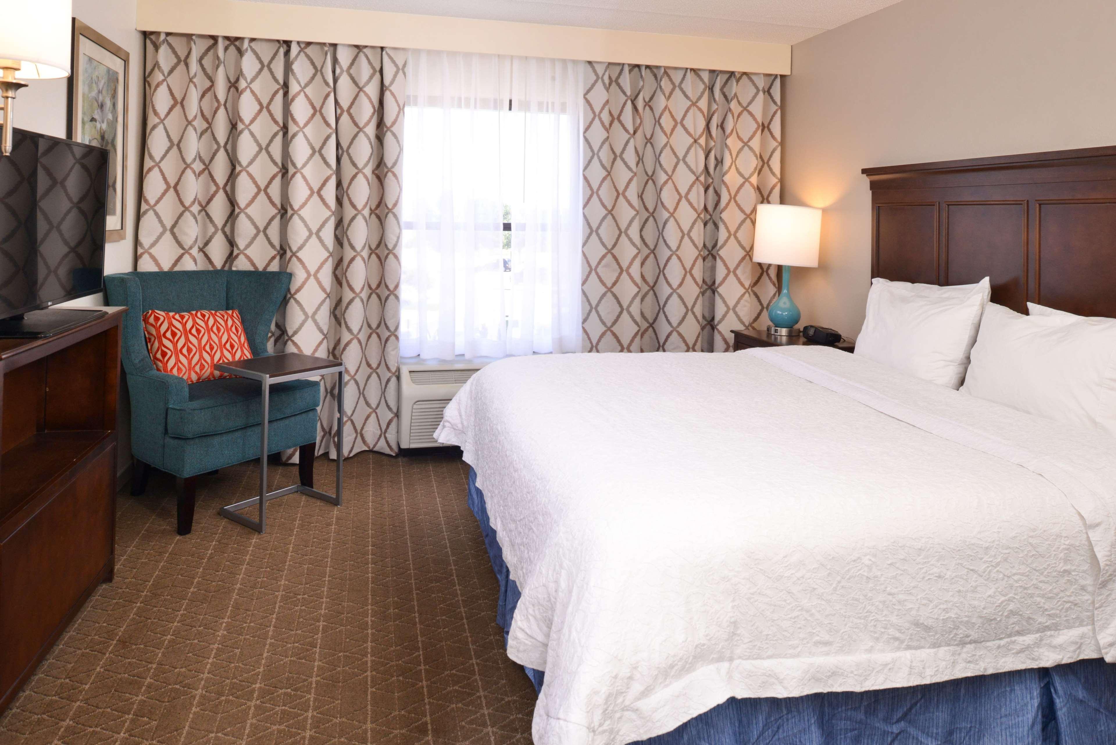 Hampton Inn & Suites Pueblo-Southgate Exteriör bild