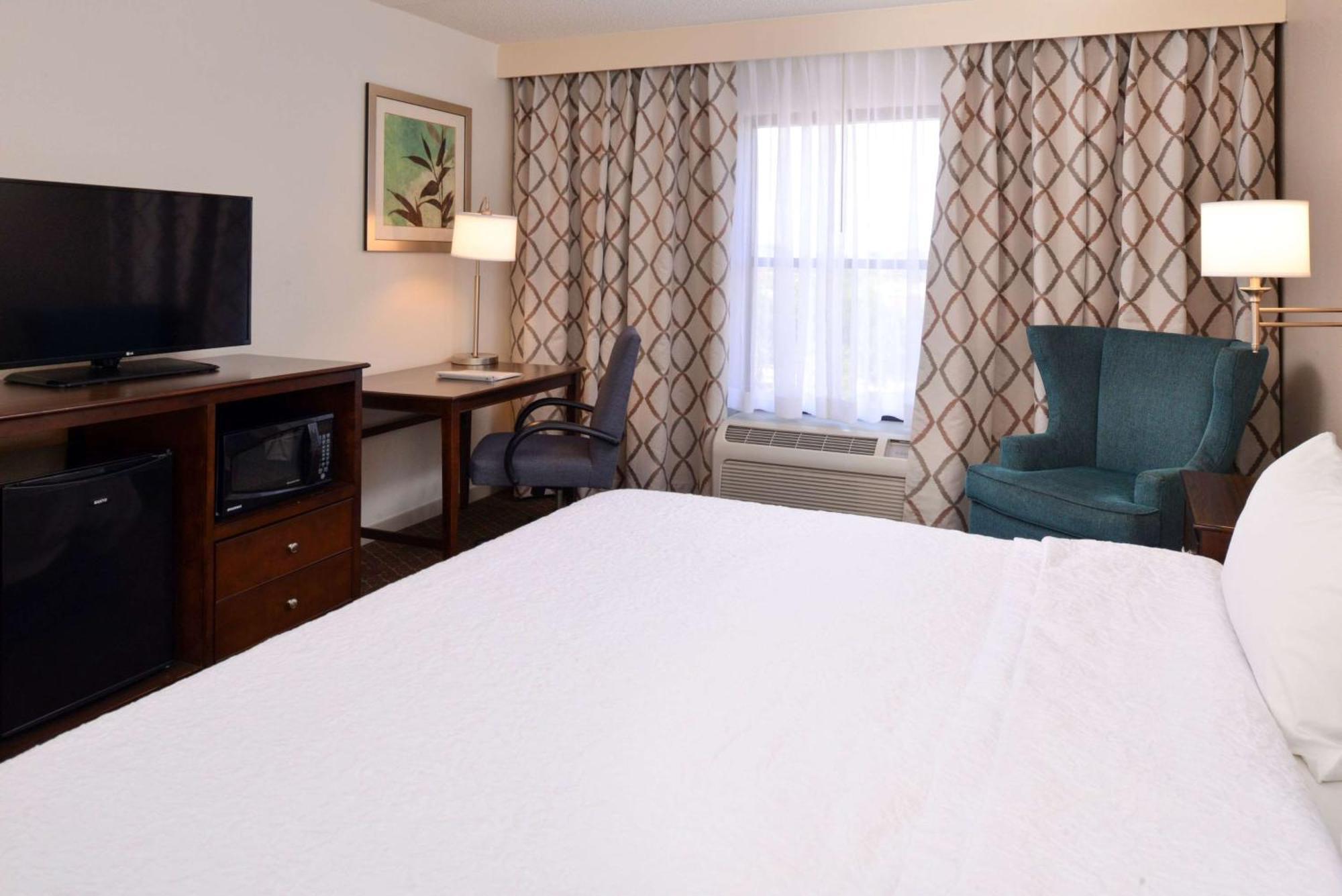 Hampton Inn & Suites Pueblo-Southgate Exteriör bild