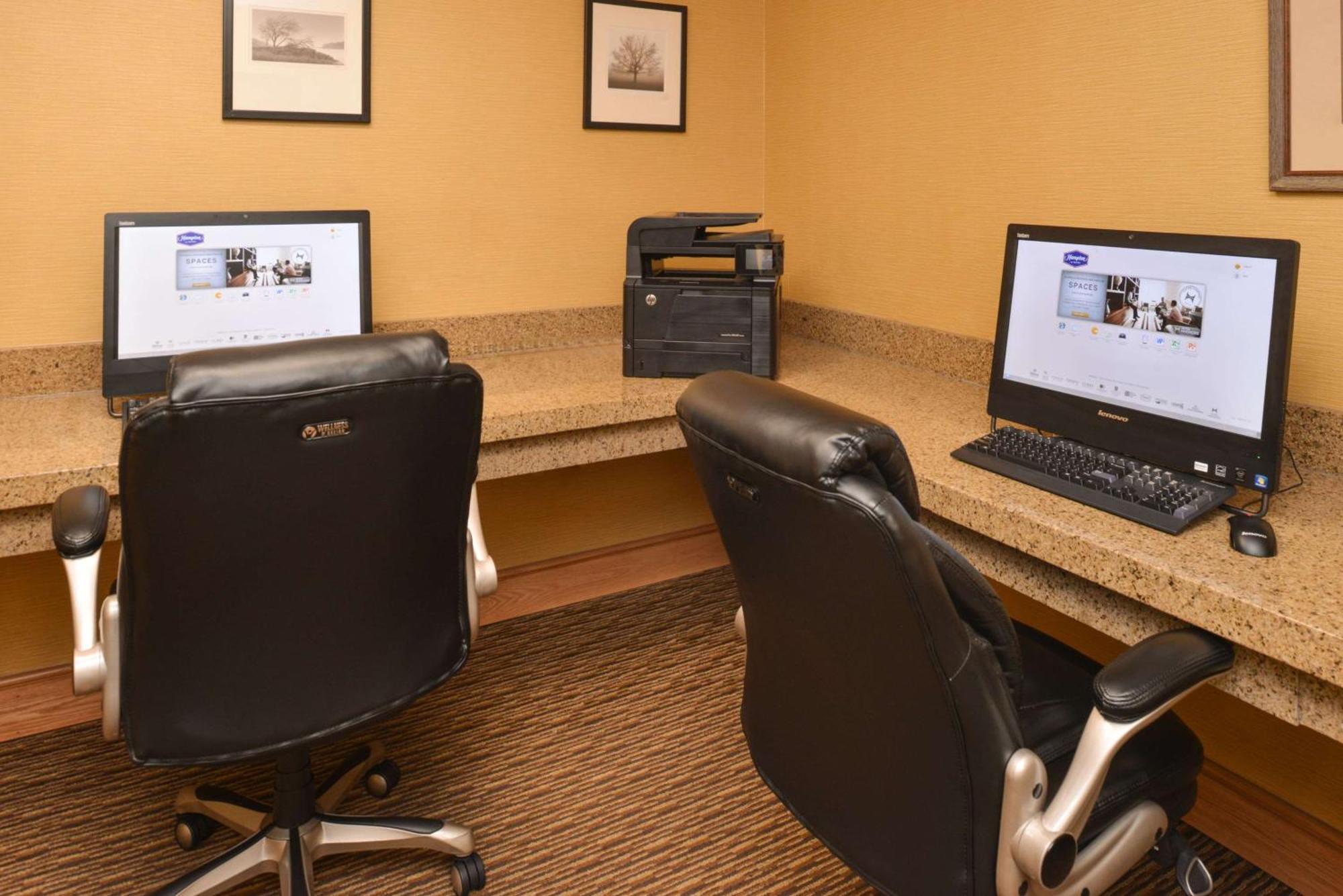 Hampton Inn & Suites Pueblo-Southgate Exteriör bild