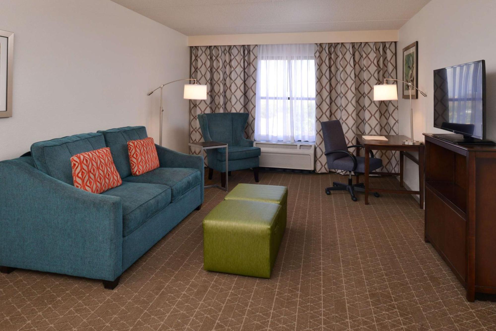 Hampton Inn & Suites Pueblo-Southgate Exteriör bild