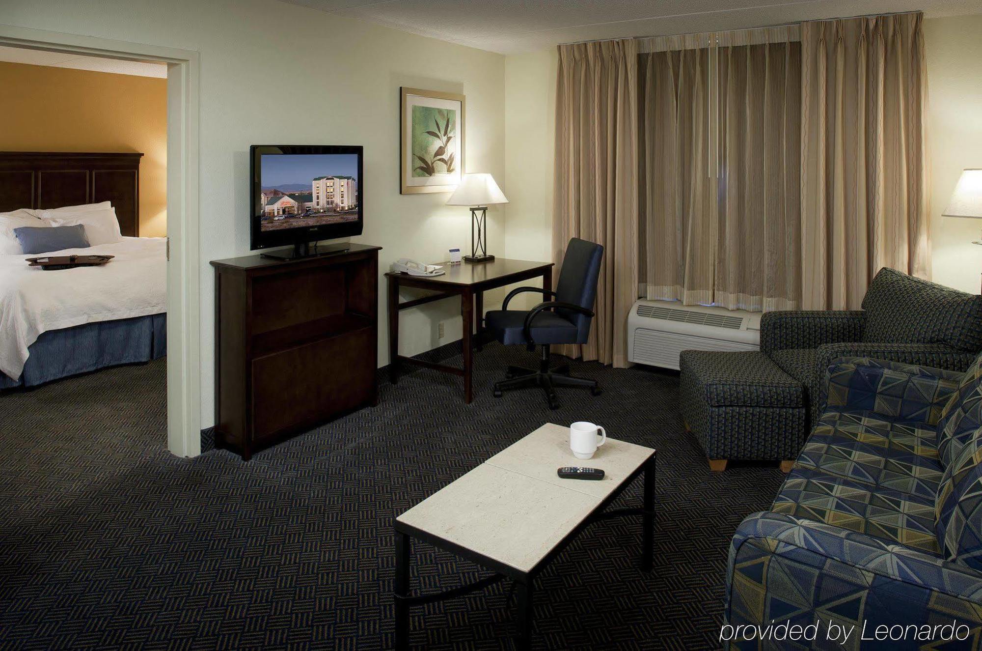 Hampton Inn & Suites Pueblo-Southgate Rum bild